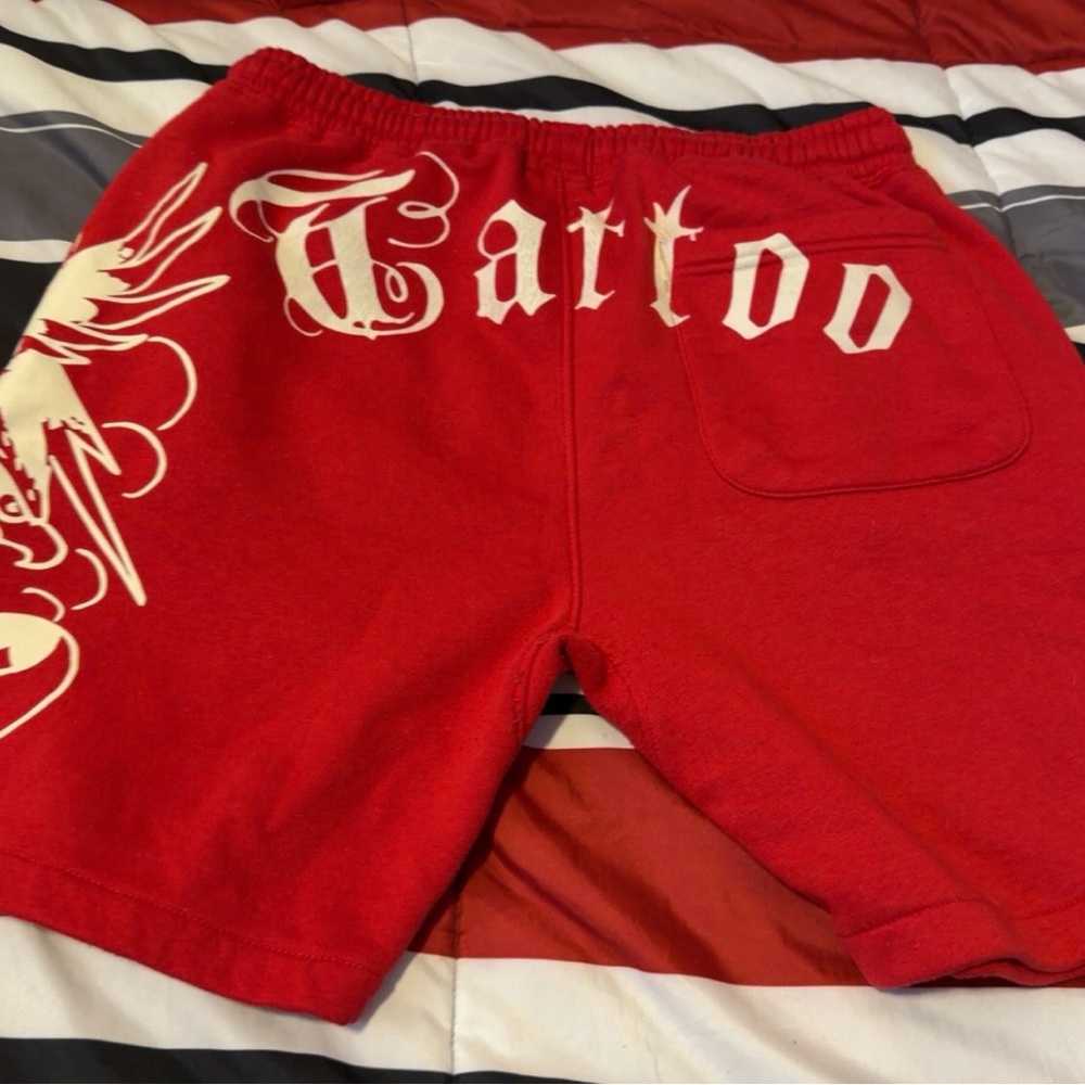Ed Hardy Red Men’s Athletic Shorts with Tiger & Eagle Graphics - Picture 4 of 4